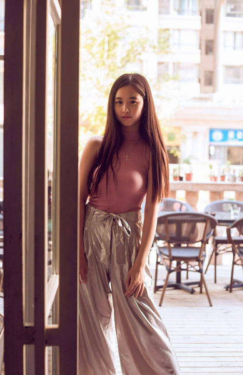 AYX SPORTS-斯滕伯根100米自由泳决赛表现无懈可击，斯科特100米自由泳