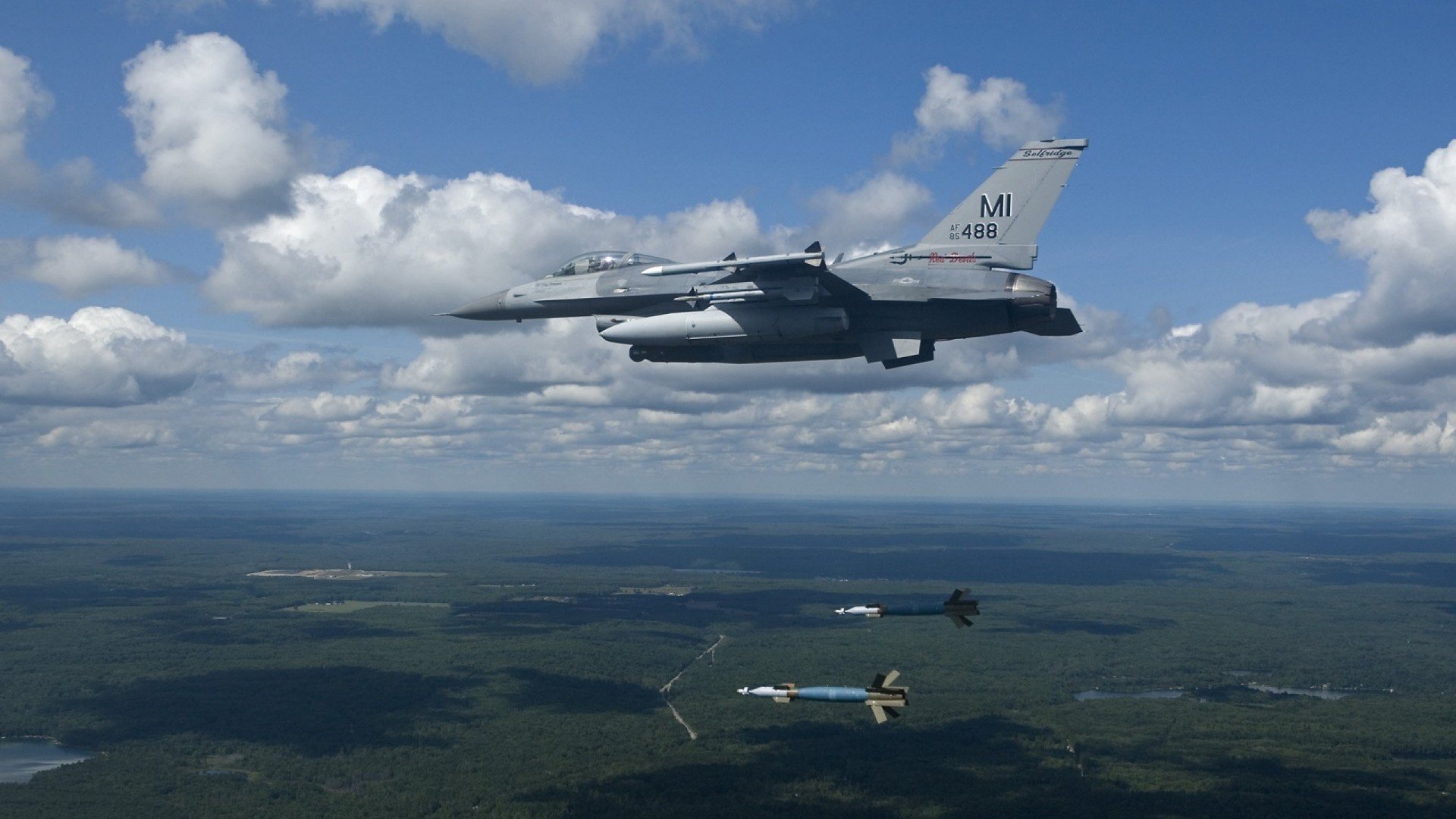 足球培训行业规范化运营促进整体市场健康发展，足球培训wbg